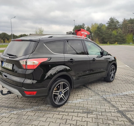 Ford Kuga cena 78800 przebieg: 112000, rok produkcji 2016 z Staszów małe 121